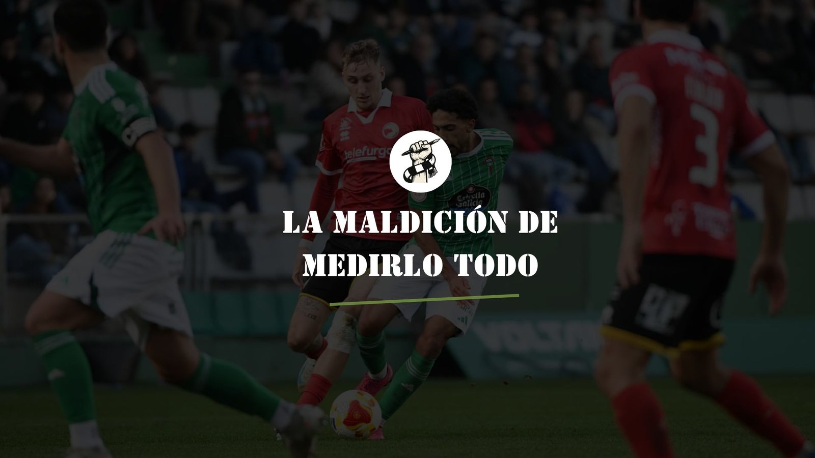 Unionistas compitiendo en A Malata ante el Racing de Ferrol, imagen de fútbol modesto para la columna Lunes de Calamares.