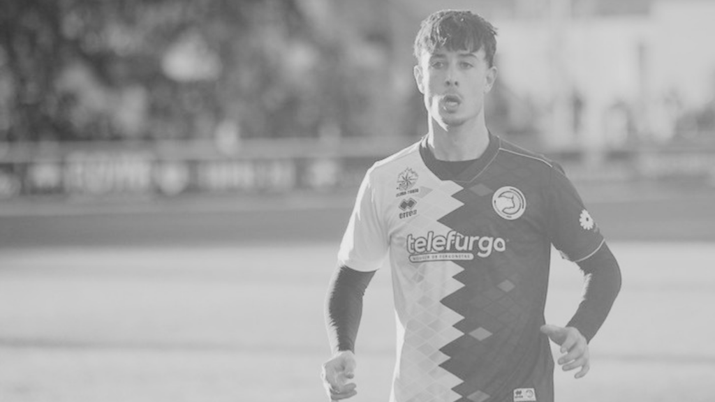 uanje Rodríguez mediocentro de Unionistas de Salamanca en el Reina Sofía.