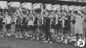Afición de Unionistas de Salamanca en el estadio Reina Sofía durante un partido de Primera Federación.