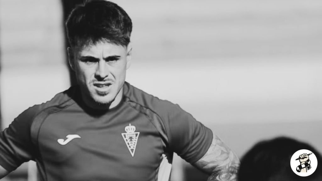 Víctor Olmedo, exjugador de Unionistas, durante su nueva etapa en el Real Murcia