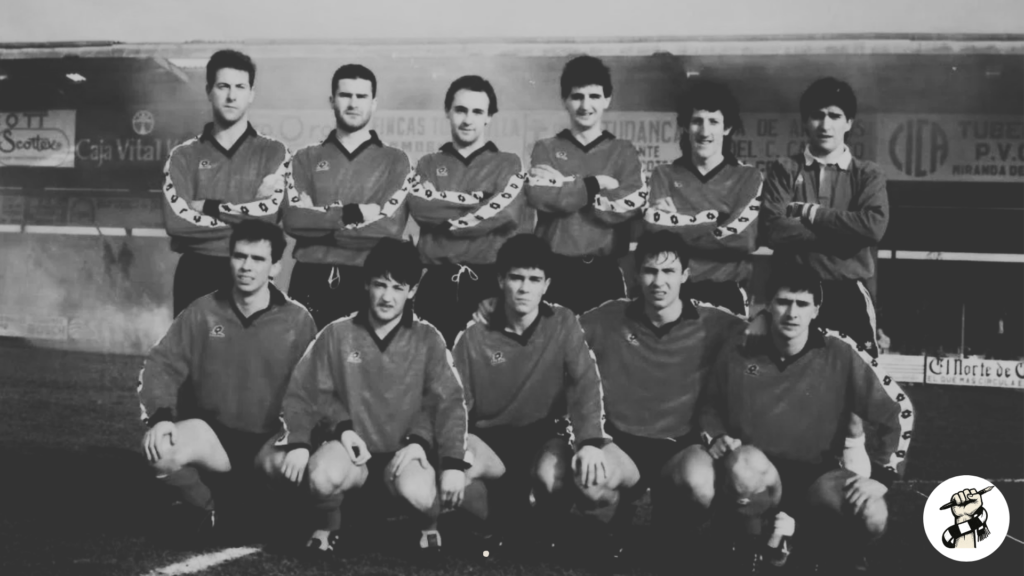 Once inicial del CD Mirandés de la temporada 1990-1991 con Roberto Olabe de portero.