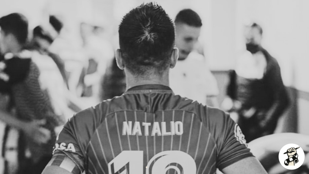 Natalio, capitán del Real Avilés, durante un partido de Primera Federación
